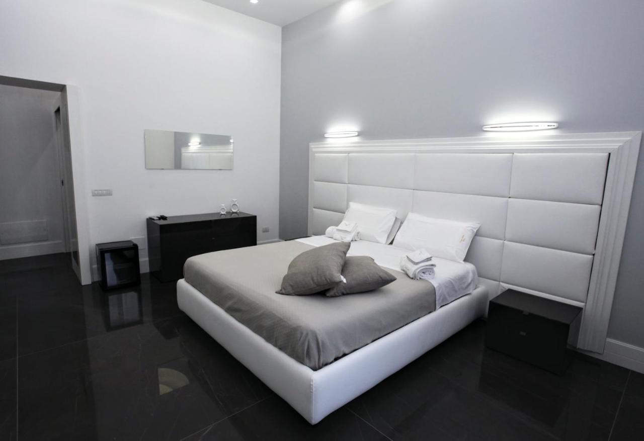Duomo Luxory Home Naples Luaran gambar